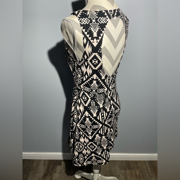 Victoria's Secret Black and White Tribal Mini Dress - Picture 3 of 11